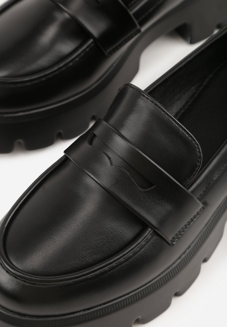 Czarne Mokasyny na Platformie z Tłoczeniem Guinelle