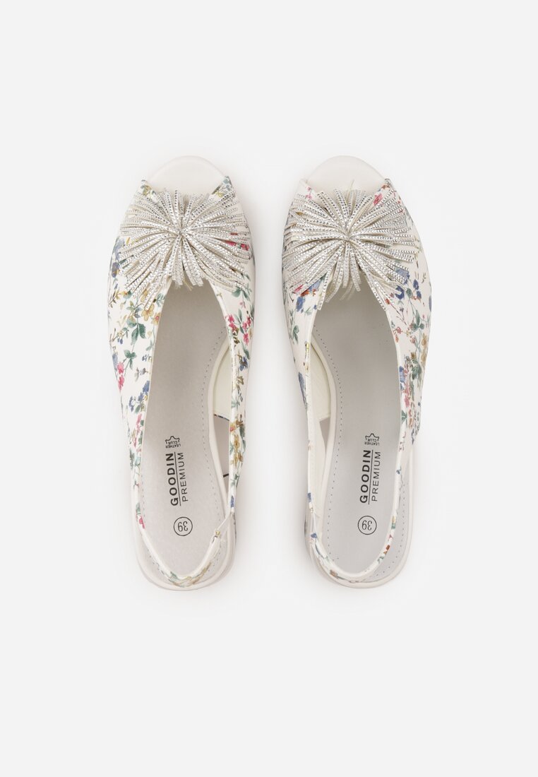 Białe Sandały na Słupku z Wkładką ze Skóry Naturalnej z Pomponem Rerissiana