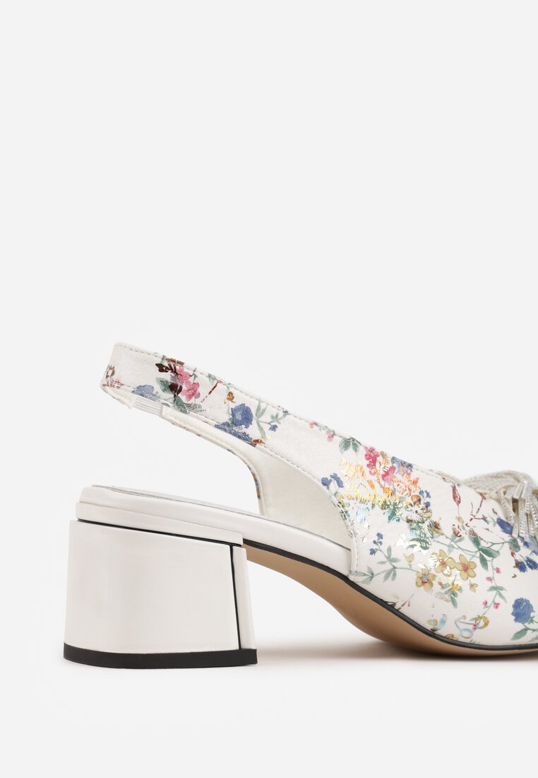 Białe Sandały na Słupku z Wkładką ze Skóry Naturalnej z Pomponem Rerissiana