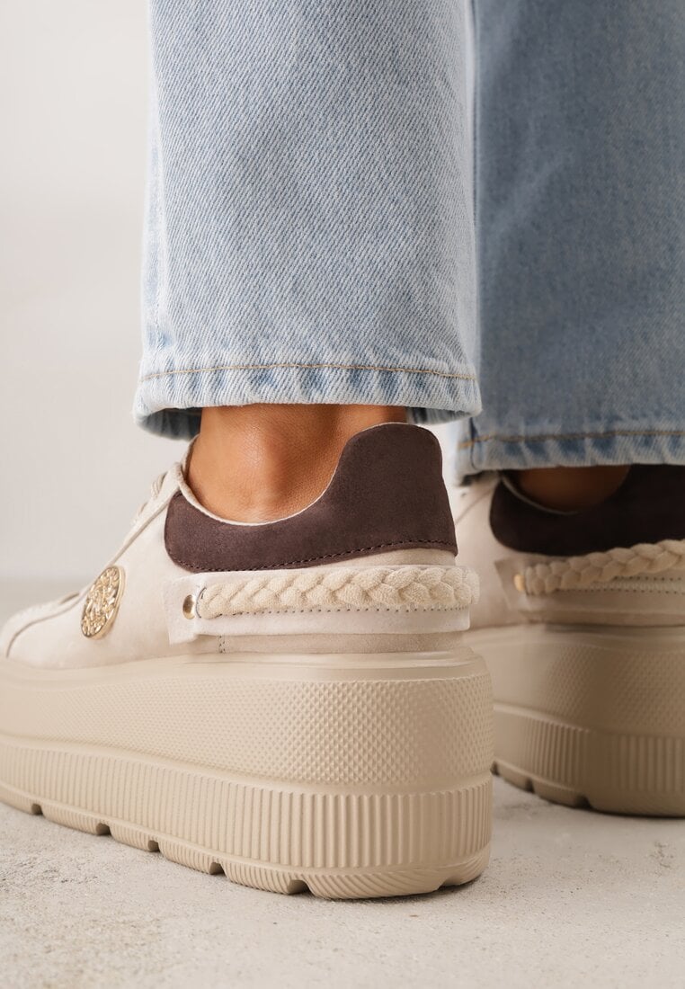 Beżowe Skórzane Sneakersy na Platformie z Aplikacją i Plecionym Paskiem Kaphophai