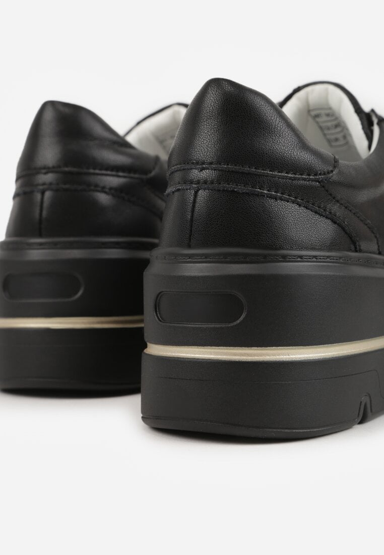 Czarne Skórzane Sneakersy na Koturnie Ozdobione Metalicznymi Aplikacjami Acaledice
