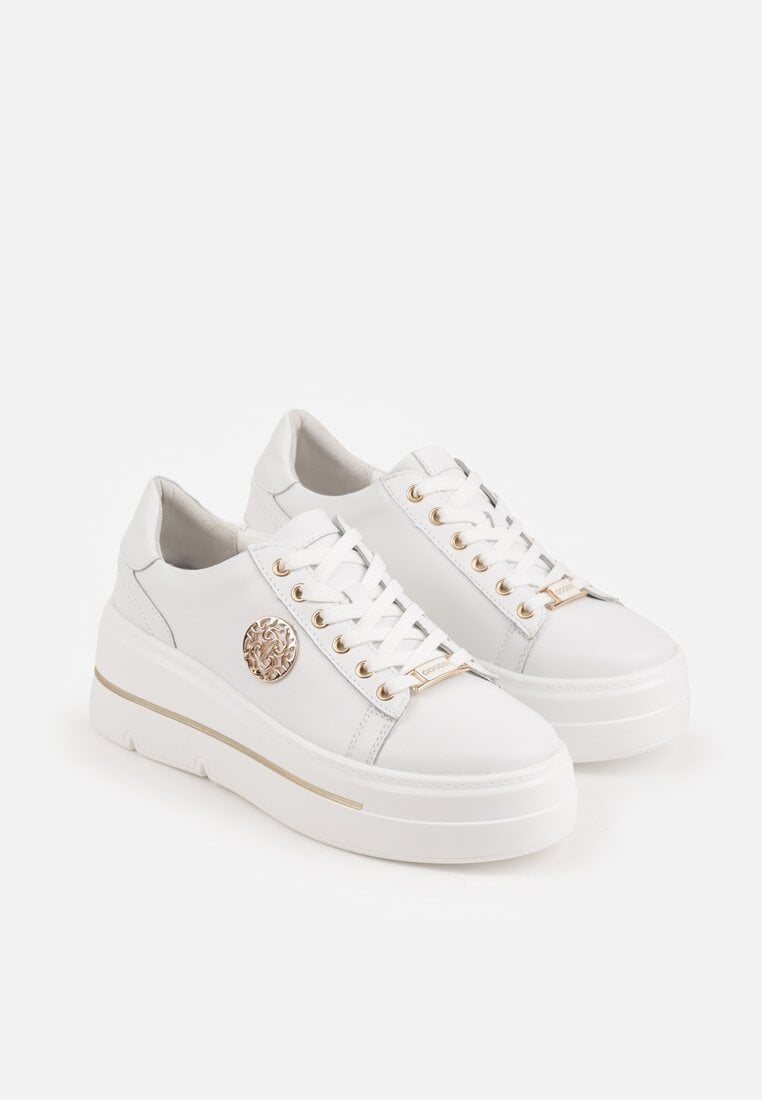 Białe Skórzane Sneakersy na Koturnie Ozdobione Metalicznymi Aplikacjami Acaledice