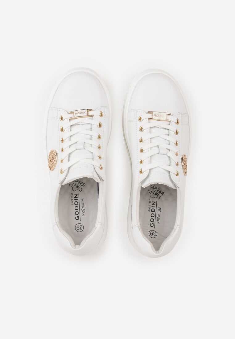 Białe Skórzane Sneakersy na Koturnie Ozdobione Metalicznymi Aplikacjami Acaledice