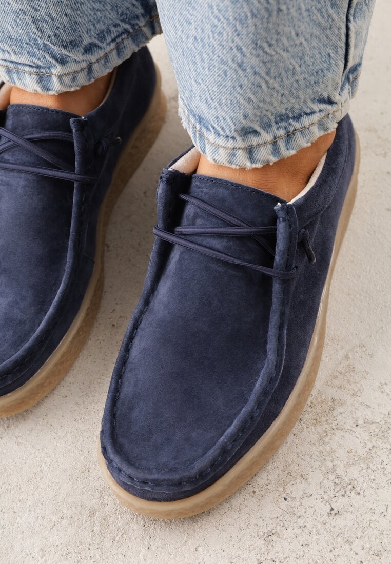 Granatowe Półbuty z Zamszu Naturalnego ze Skórzaną Wkładką i Przeszyciami Oaraneva