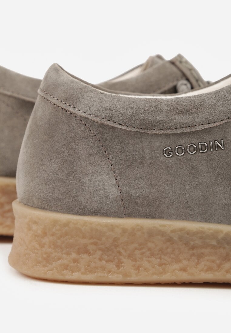 Ciemnobeżowe Półbuty z Zamszu Naturalnego ze Skórzaną Wkładką i Przeszyciami Oaraneva