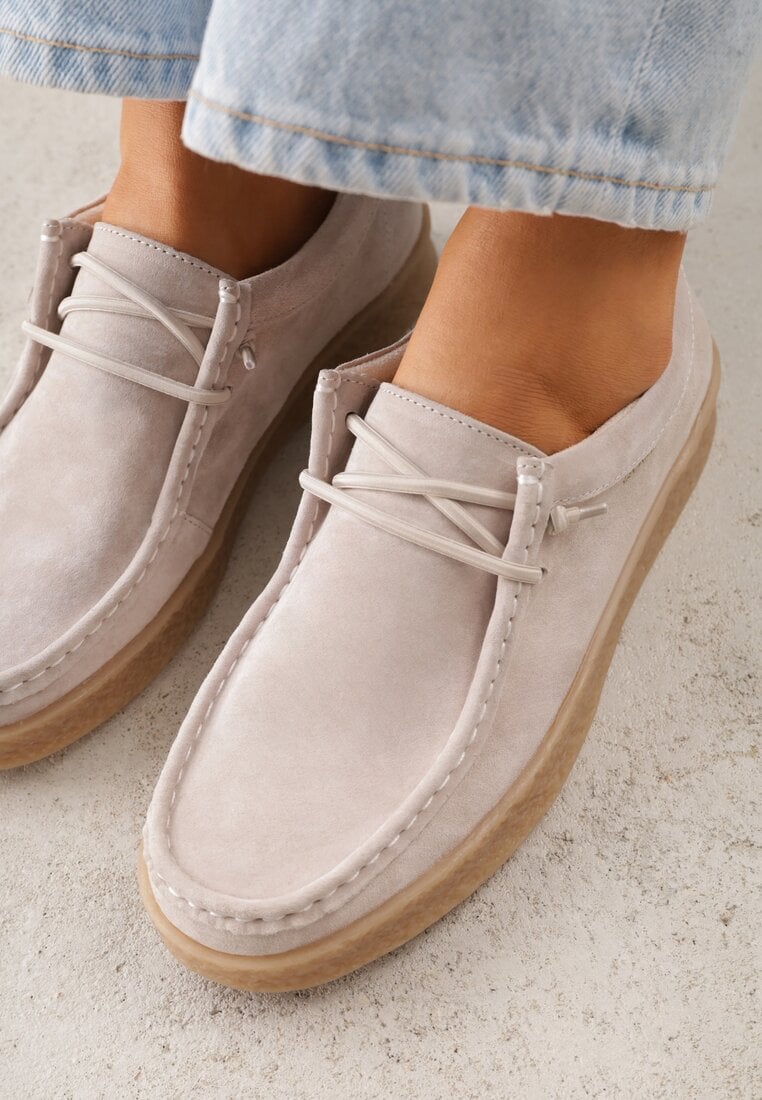 Beżowe Półbuty z Zamszu Naturalnego ze Skórzaną Wkładką i Przeszyciami Oaraneva