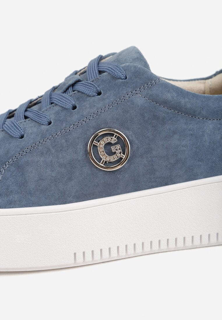 Niebieskie Skórzane Sneakersy na Platformie z Ozdobną Aplikacją z Boku Nesophia