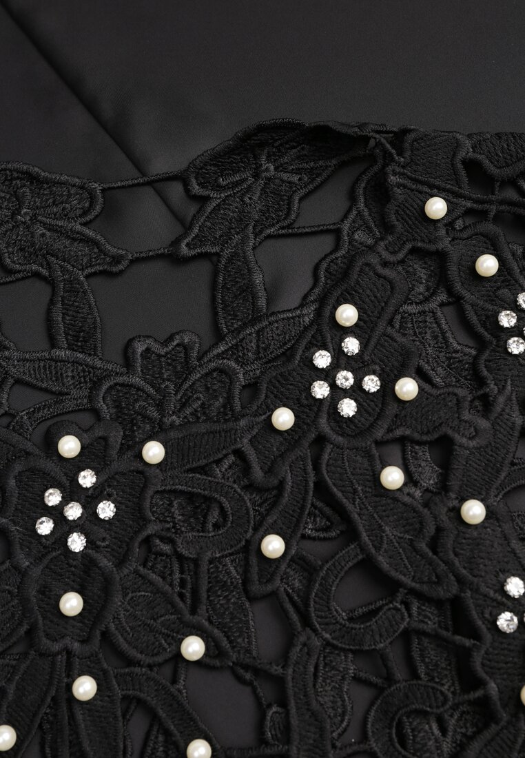 Czarna Bawełniano-Wiskozowa Sukienka Slip Dress z Ozdobną Narzutką Sagossia