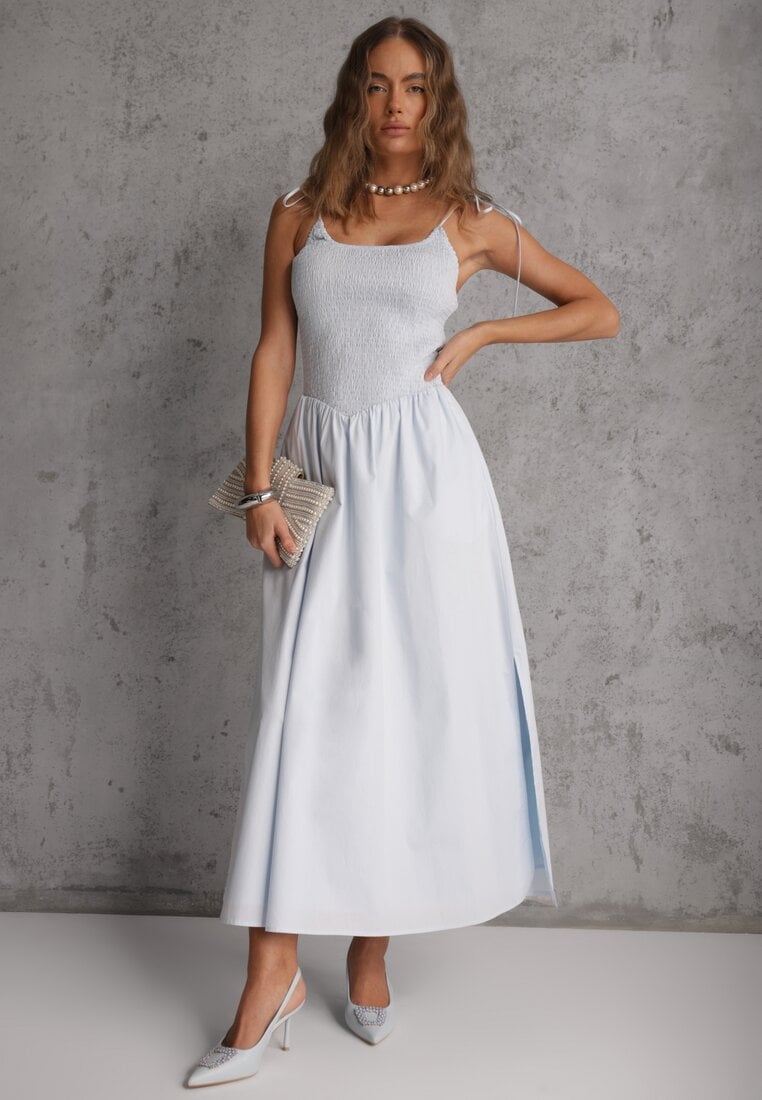 Niebieska Rozkloszowana Sukienka z Bawełny z Gumkami w Biuście i Ramiączkami na Wiązanie Omphoreia