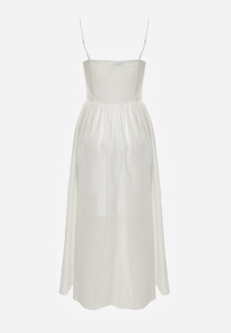 Biała Rozkloszowana Sukienka z Bawełny na Ramiączka Zdobiona Haftem Adozaphaura