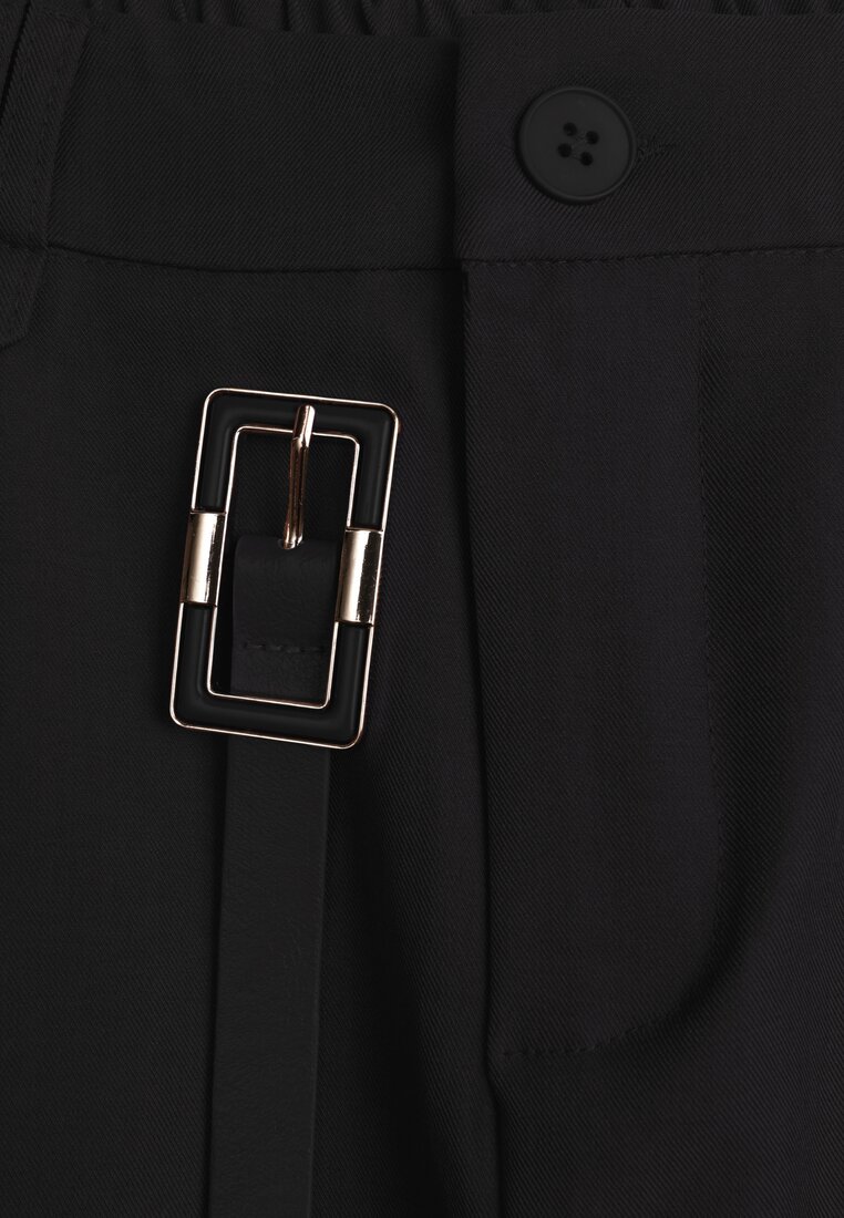 Czarne Szorty Bermudy Ozdobione Paskiem i Metaliczną Klamrą Tinalin