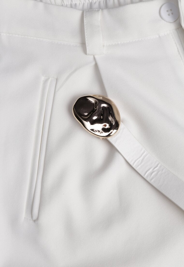 Białe Szorty Bermudy Eleganckie z Paskiem High Waist Rhodissa