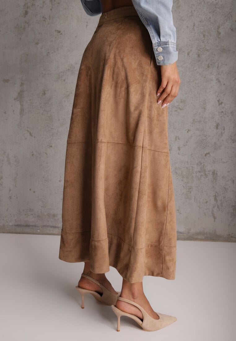 Beżowa Gładka Spódnica z Imitacji Zamszu o Rozkloszowanym Kroju Nettia