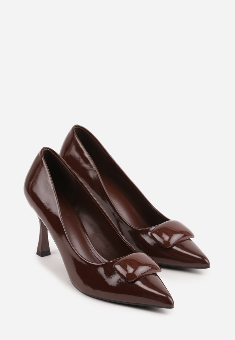 Brązowe Czółenka Lakierowane na Szpilce z Aplikacją 3D Ianvyre
