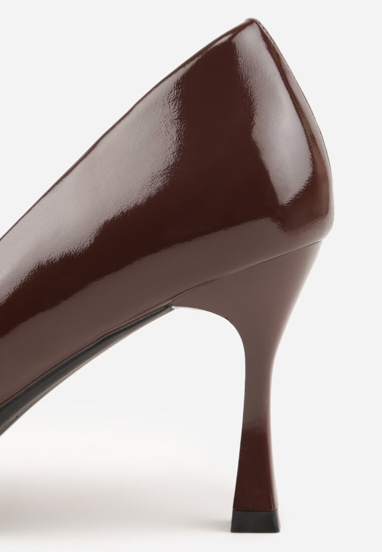 Brązowe Czółenka Lakierowane na Szpilce z Aplikacją 3D Ianvyre