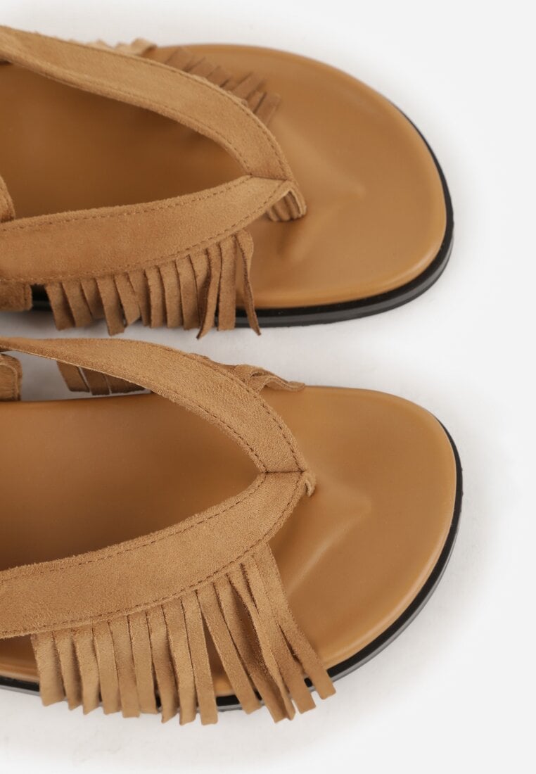 Ciemnobeżowe Sandały Typu Rzymianki Ozdobione Frędzlami Casasos
