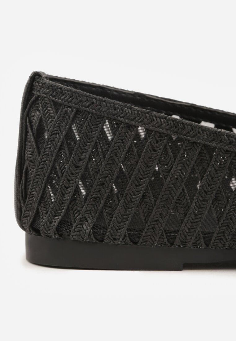 Czarne Balerinki z Ażurowym Wzorem i Paskiem Astethera