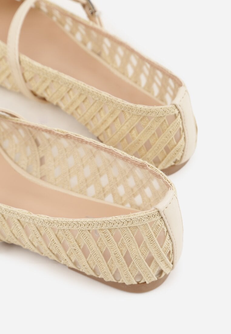 Jasnobeżowe Balerinki z Ażurowym Wzorem i Paskiem Astethera