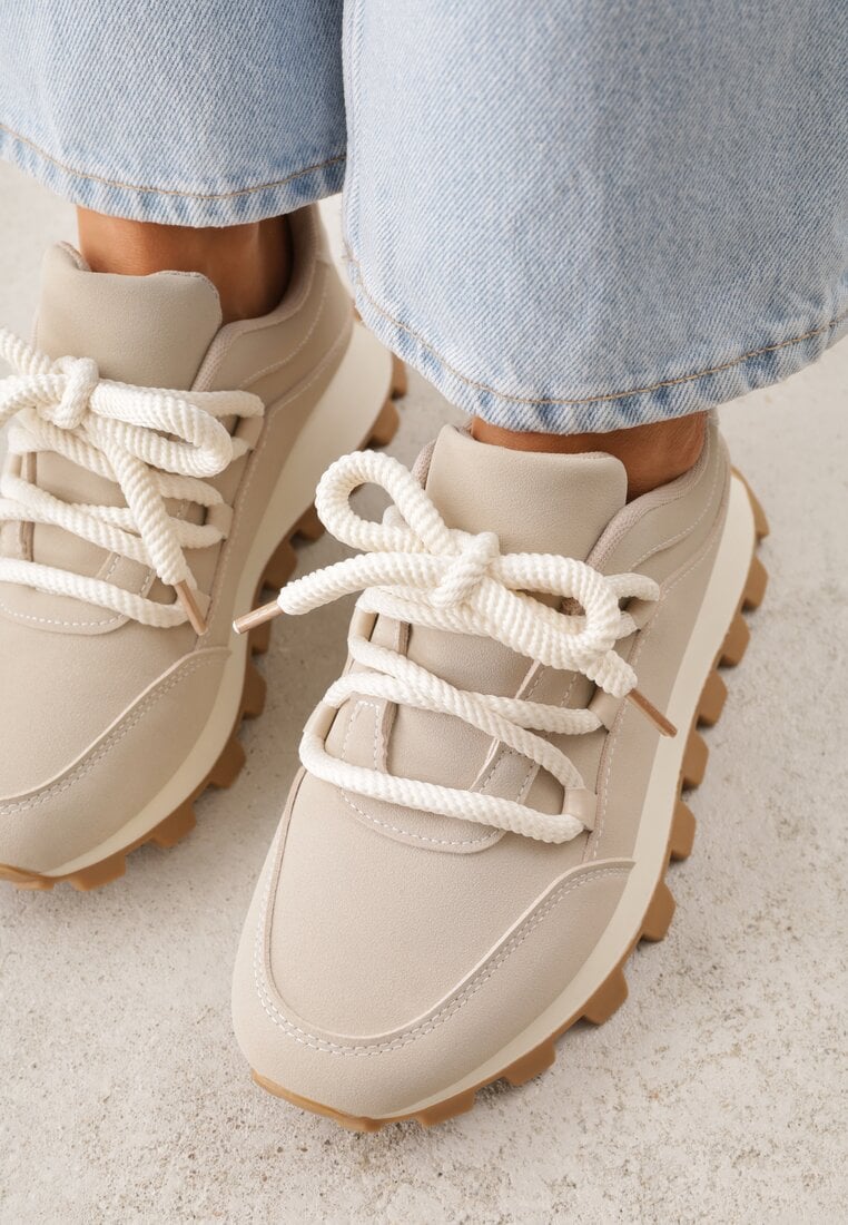 Beżowe Sneakersy na Platformie Ozdobionej Tłoczeniem Zerla