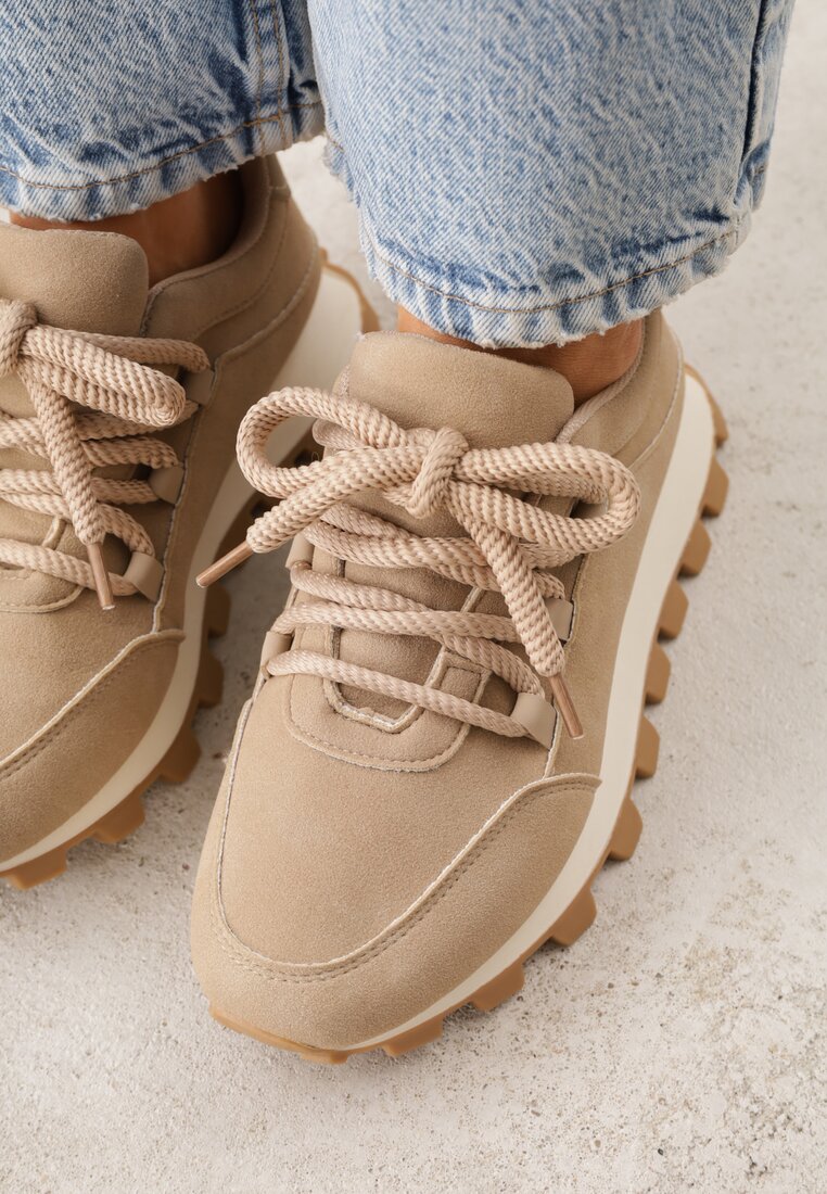 Ciemnobeżowe Sneakersy na Platformie Ozdobionej Tłoczeniem Zerla