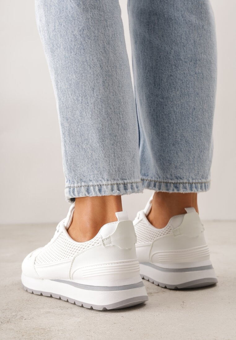 Białe Sneakersy z Siateczką i Modnymi Wstawkami Corona