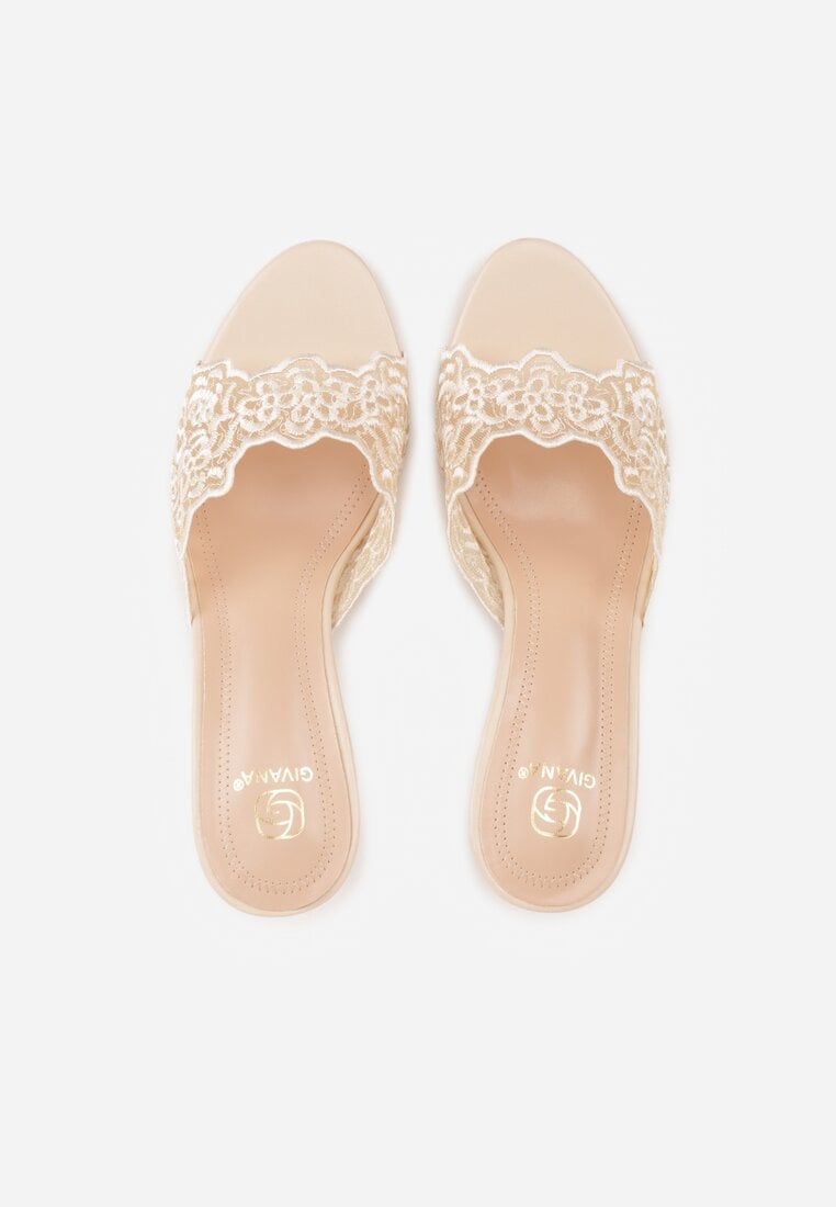 Beżowe Klapki na Metalicznej Szpilce z Koronką Theiseusa