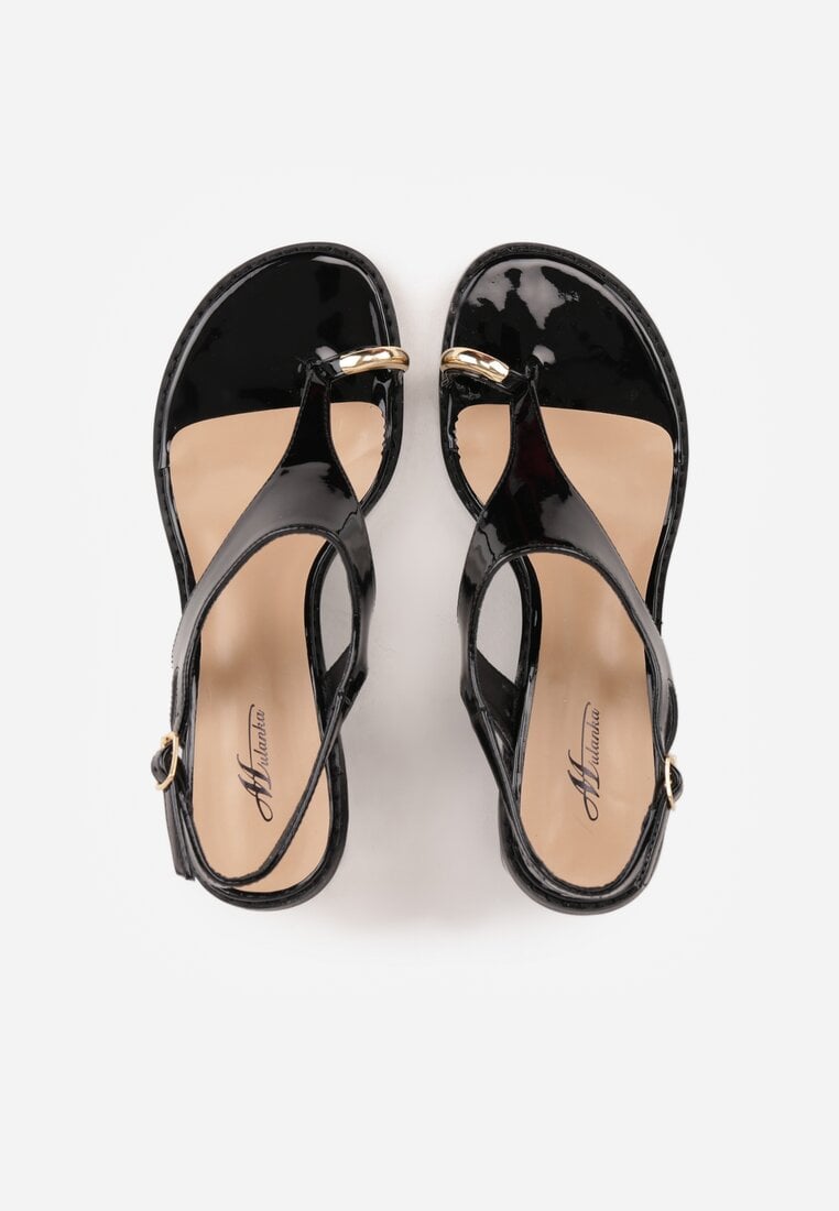 Czarne Sandały w Stylu Japonek na Niskim Słupku z Aplikacją Fyreltarish