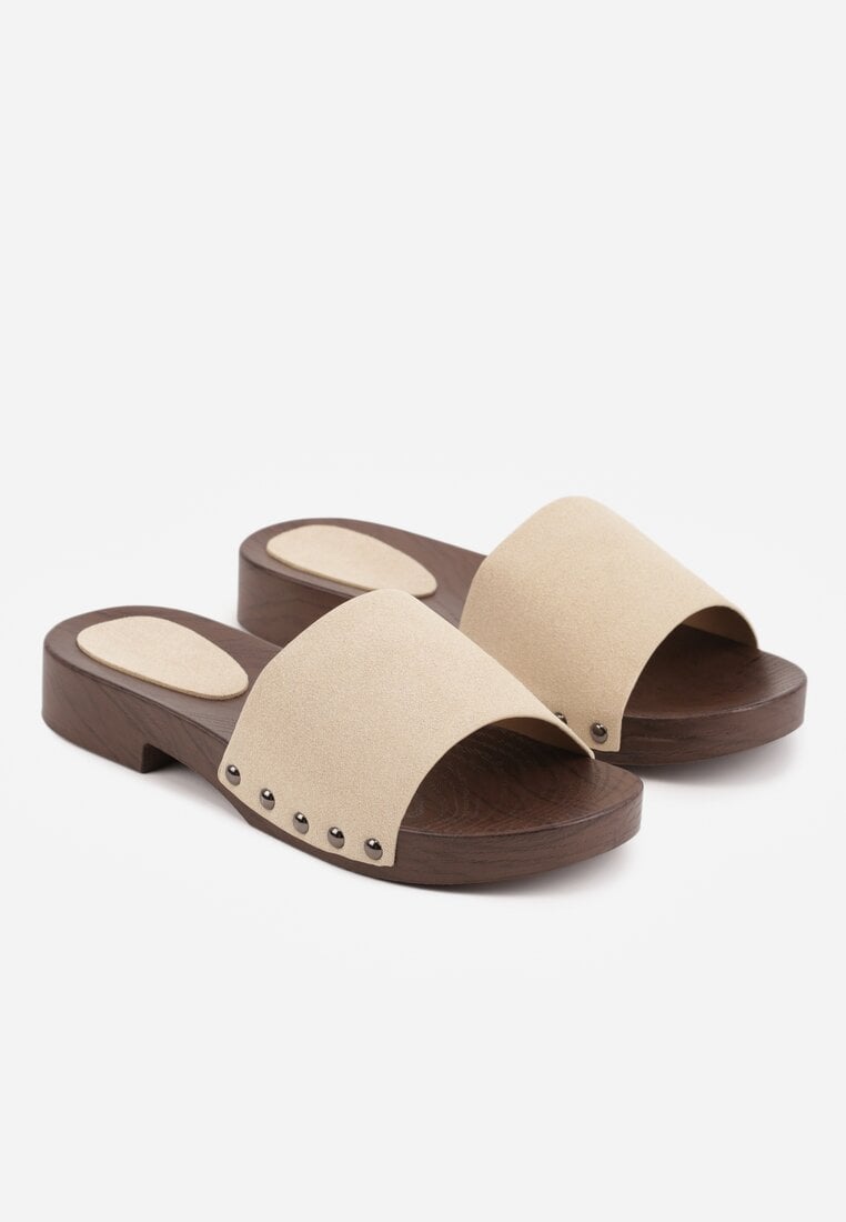 Beżowe Klapki z Nitami po Bokach Xerxathan