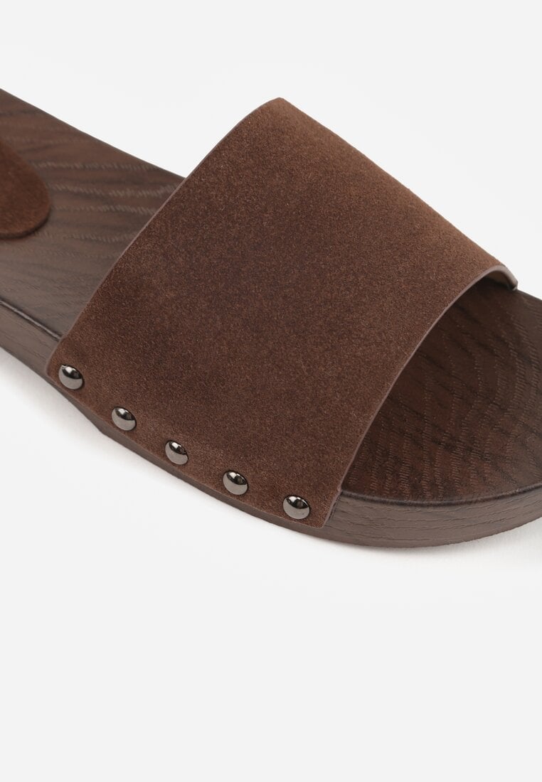 Brązowe Klapki z Nitami po Bokach Xerxathan