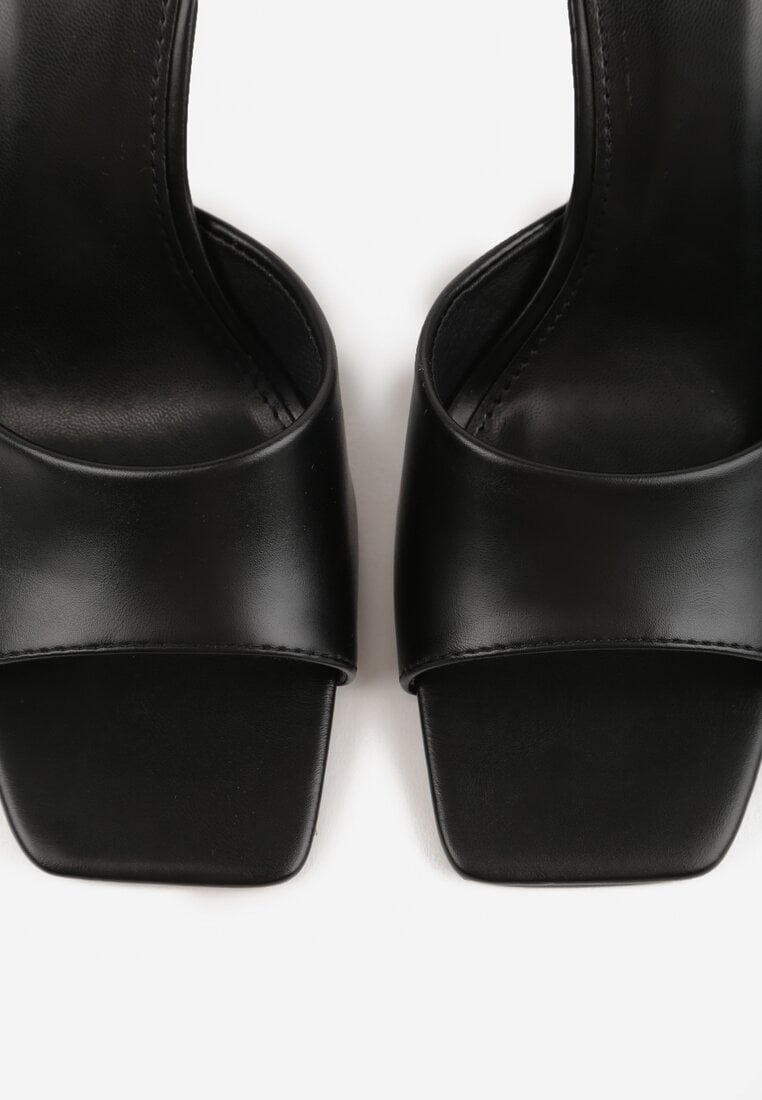 Czarne Klapki na Szpilce Ozdobione Kwadratowym Noskiem Eudanassa