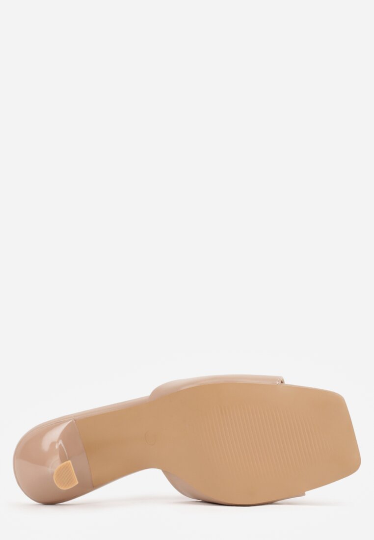 Ciemnobeżowe Klapki na Szpilce Ozdobione Kwadratowym Noskiem Eudanassa