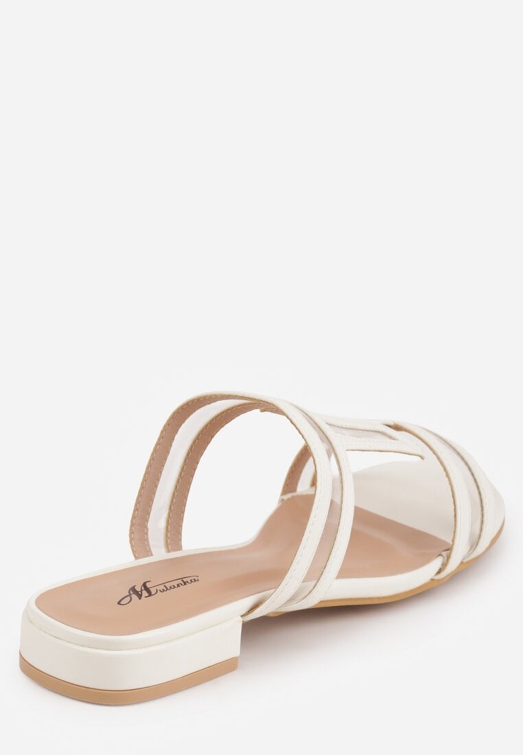 Białe Klapki Ozdobione Geometrycznym Motywem Nysathei