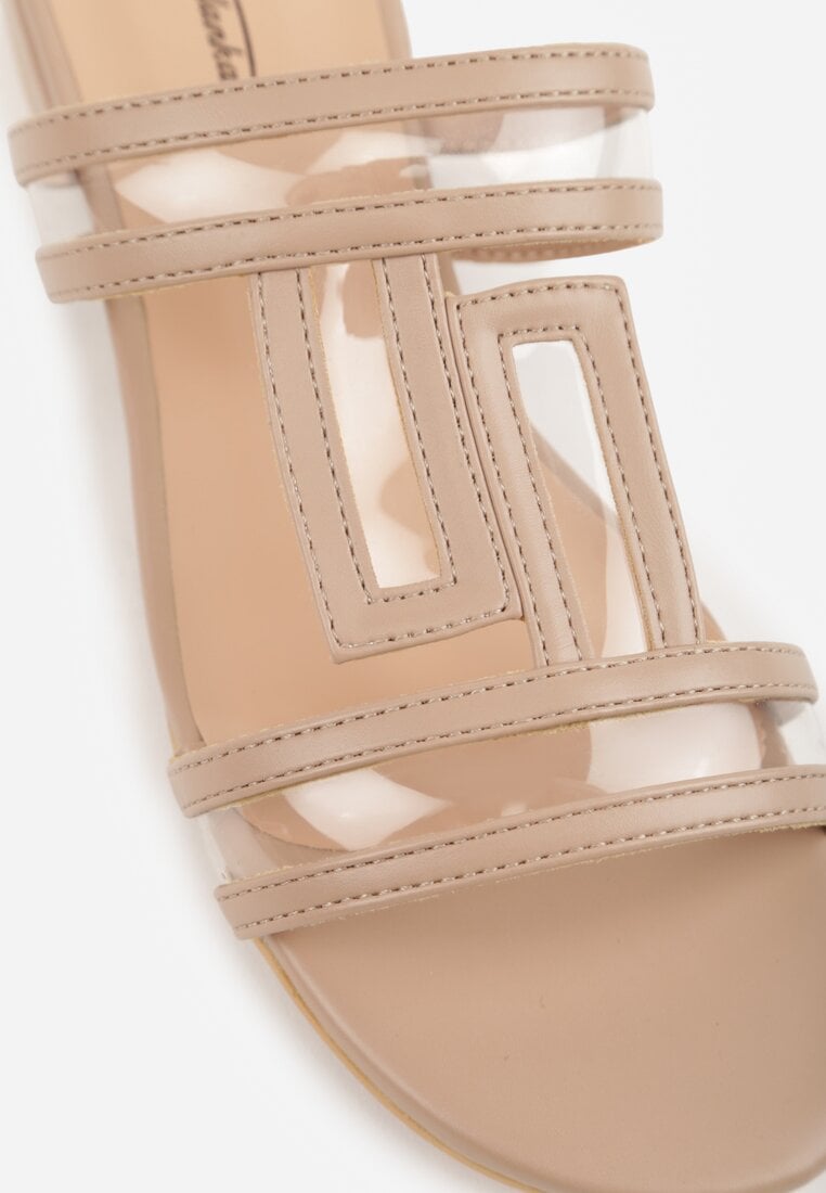 Ciemnobeżowe Klapki Ozdobione Geometrycznym Motywem Nysathei