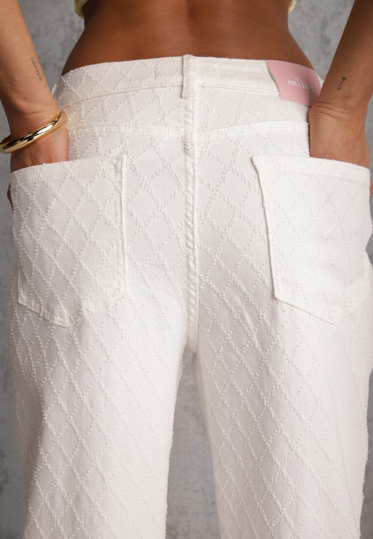 Białe Jeansy High Waist Wide Leg z Bawełną z Ozdobnymi Przeszyciami w Romby Hetana