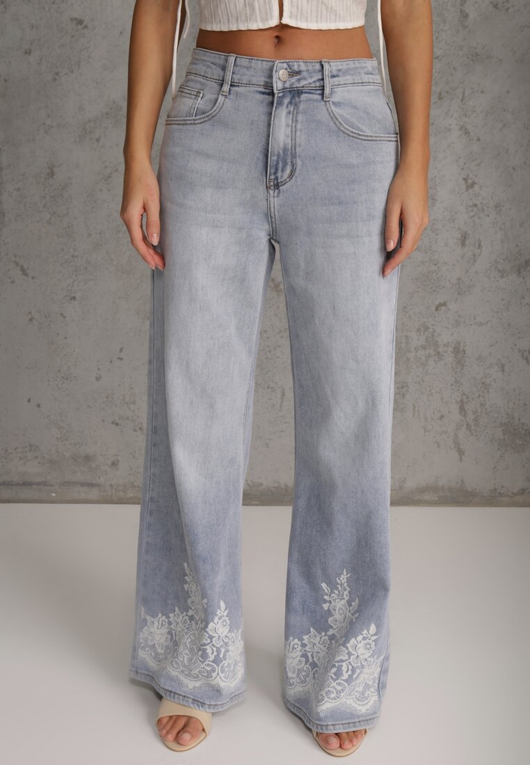 Niebieskie Jeansy Szerokie w Styku Boho z Ozdobnym Nadrukiem na Nogawkach Endippe