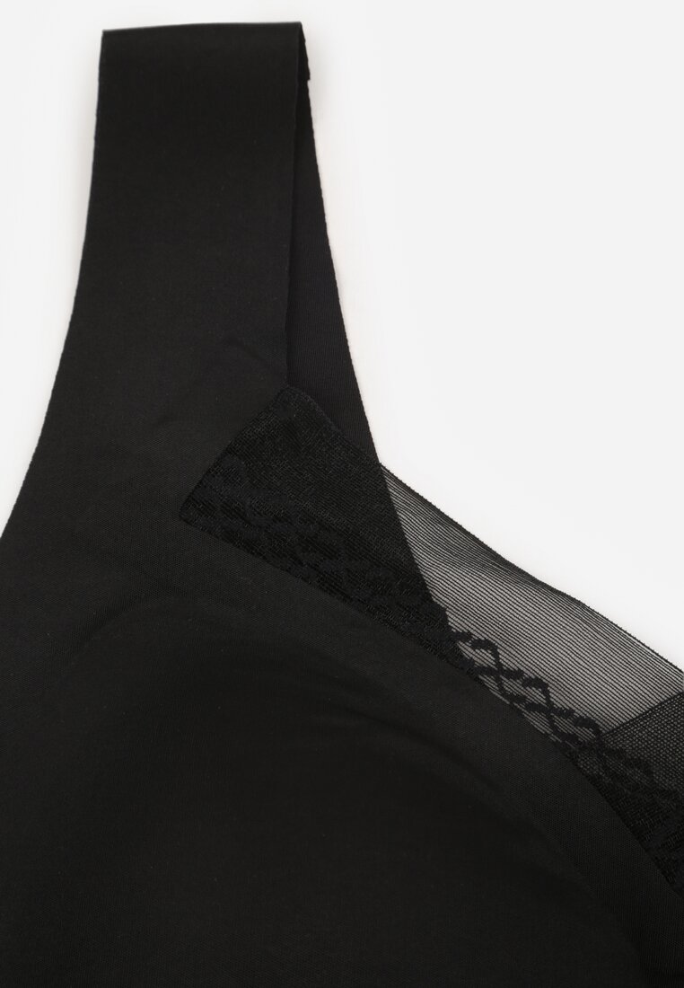 Czarny Sportowy Biustonosz z Usztywnieniem Ozdobiony Siateczkową Wstawką Edalissa