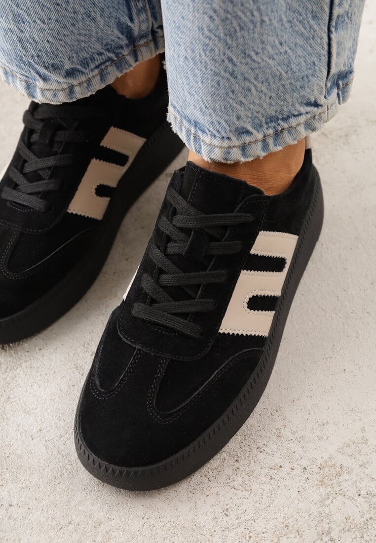 Czarne Sneakersy Skórzane w Stylu Tenisówek z Geometrycznym Wzorem Eshiryla