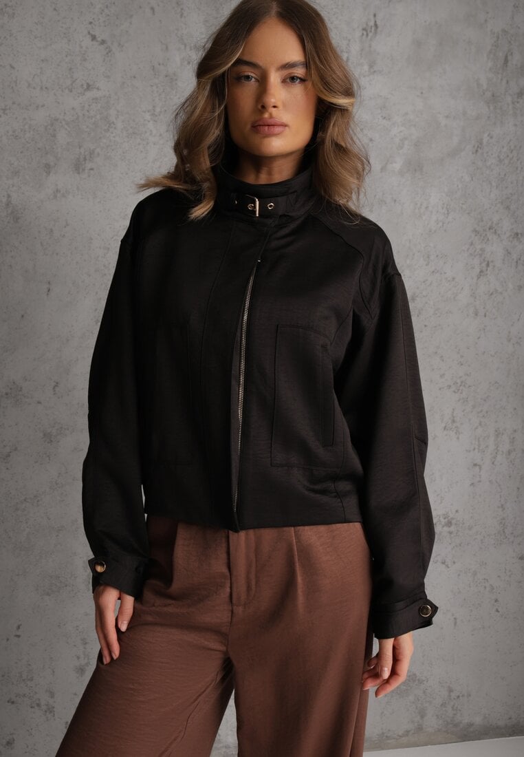 Czarna Kurtka Bomberka Oversize z Paskami przy Rękawach Lann