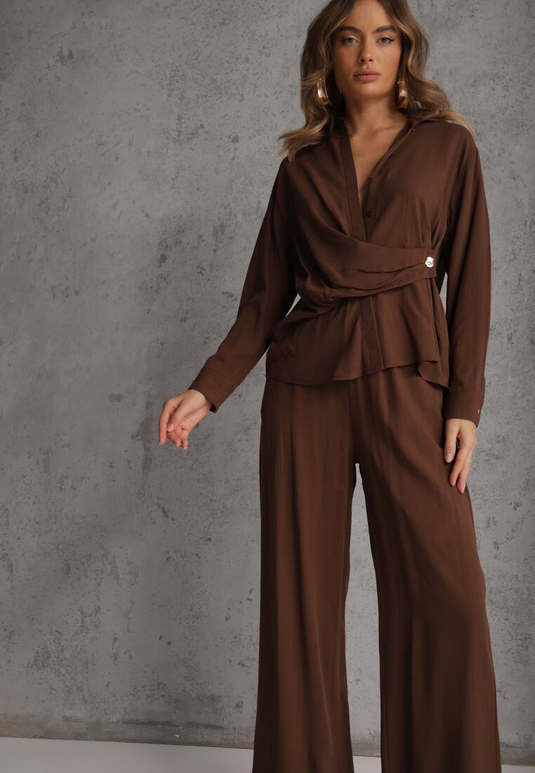 Brązowy Komplet z Wiskozy Spodnie Szerokie i Koszula z Ozdobnym Materiałem Airial