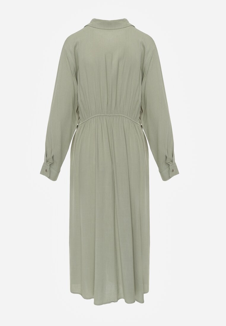 Zielona Koszulowa Sukienka z Wiskozy z Asymetrycznym Drapowaniem i Guzikiem Hetasa