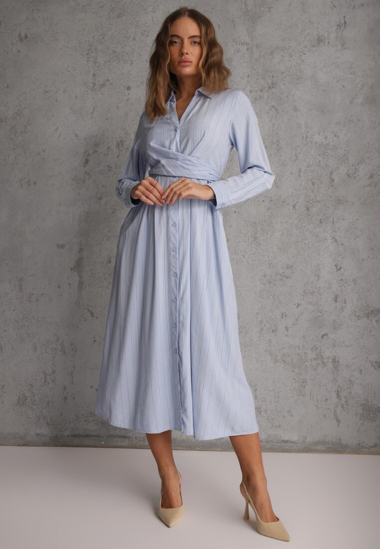 Niebieska Wiskozowa Sukienka o Koszulowym Kroju z Marszczoną Talią Abilera