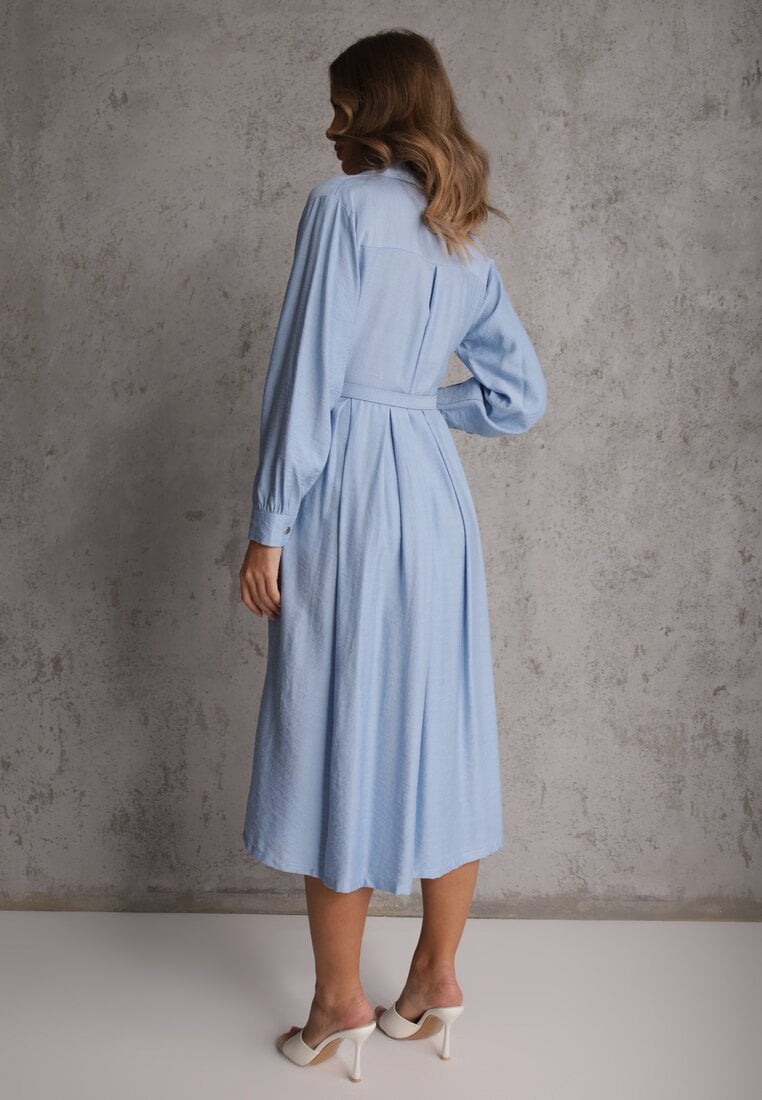 Niebieska Sukienka Rozkloszowana z Wiskozy o Koszulowym Kroju z Paskiem Anteis