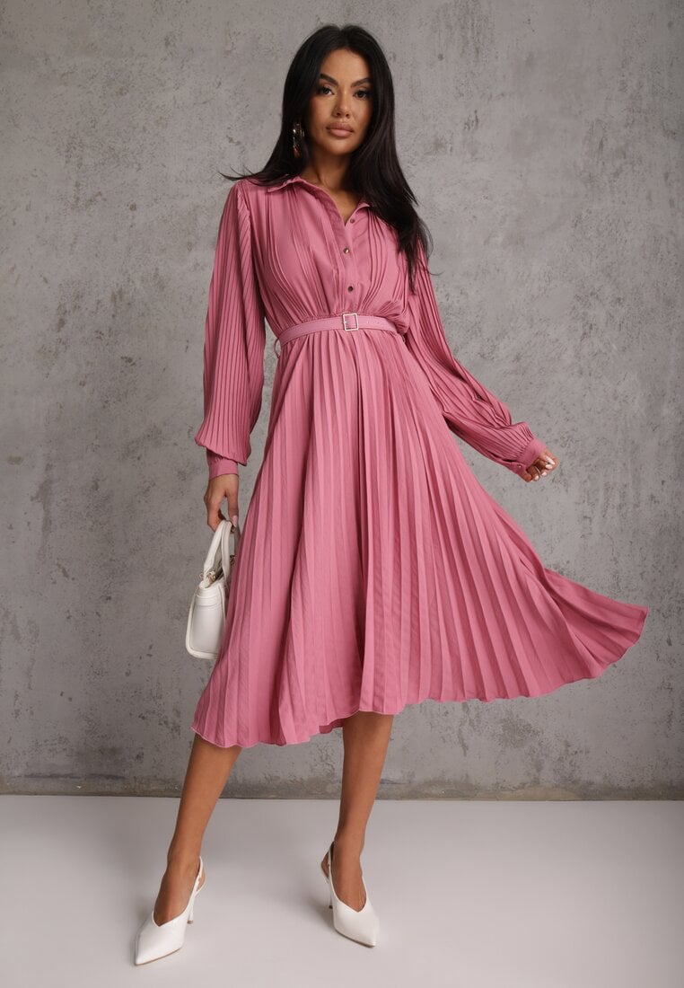 Fuksjowa Koszulowa Sukienka z Plisowanymi Zdobieniami i Paskiem z Klamrą Efrivelle