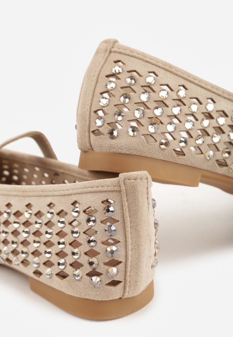 Ciemnobeżowe Balerinki w Stylu Mary Jane z Cyrkoniami i Ażurową Cholewką Lyphenne