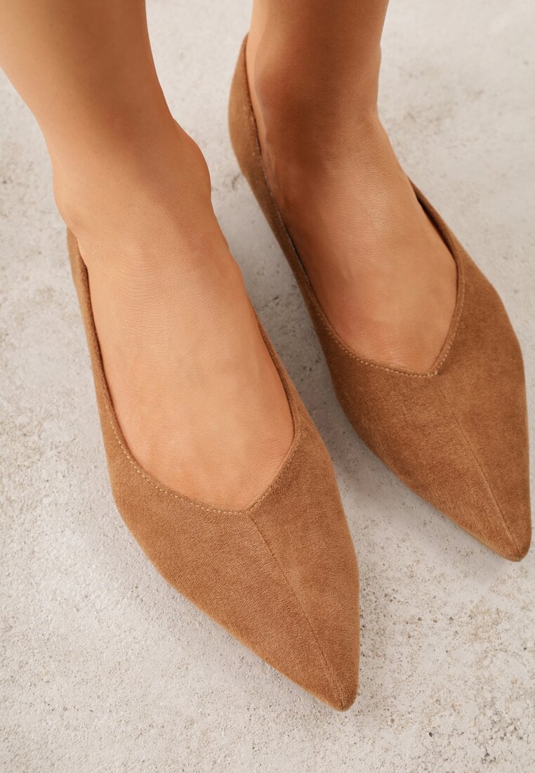 Jasnobrązowe Balerinki z Imitacji Zamszu ze Szpiczastym Noskiem Melikel