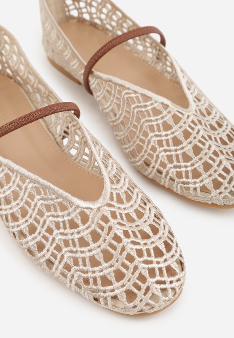 Jasnobeżowe Balerinki Mary Jane z Ażurową Cholewką Imitującą Plecionkę Timina