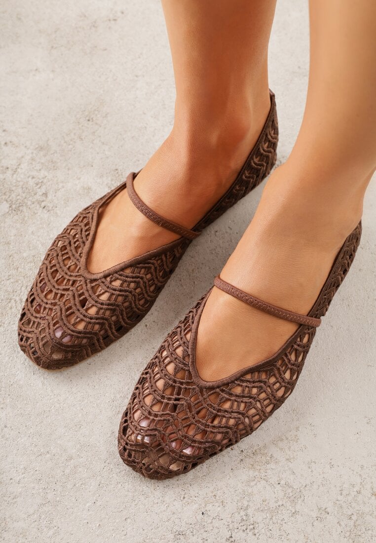 Brązowe Balerinki Mary Jane z Ażurową Cholewką Imitującą Plecionkę Timina