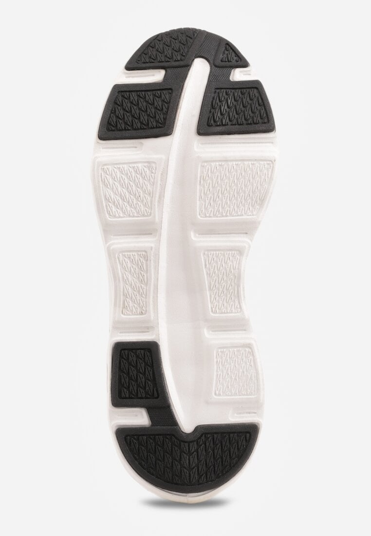 Czarne Siateczkowe Buty Sportowe na Podeszwie z Otworami Quilvia