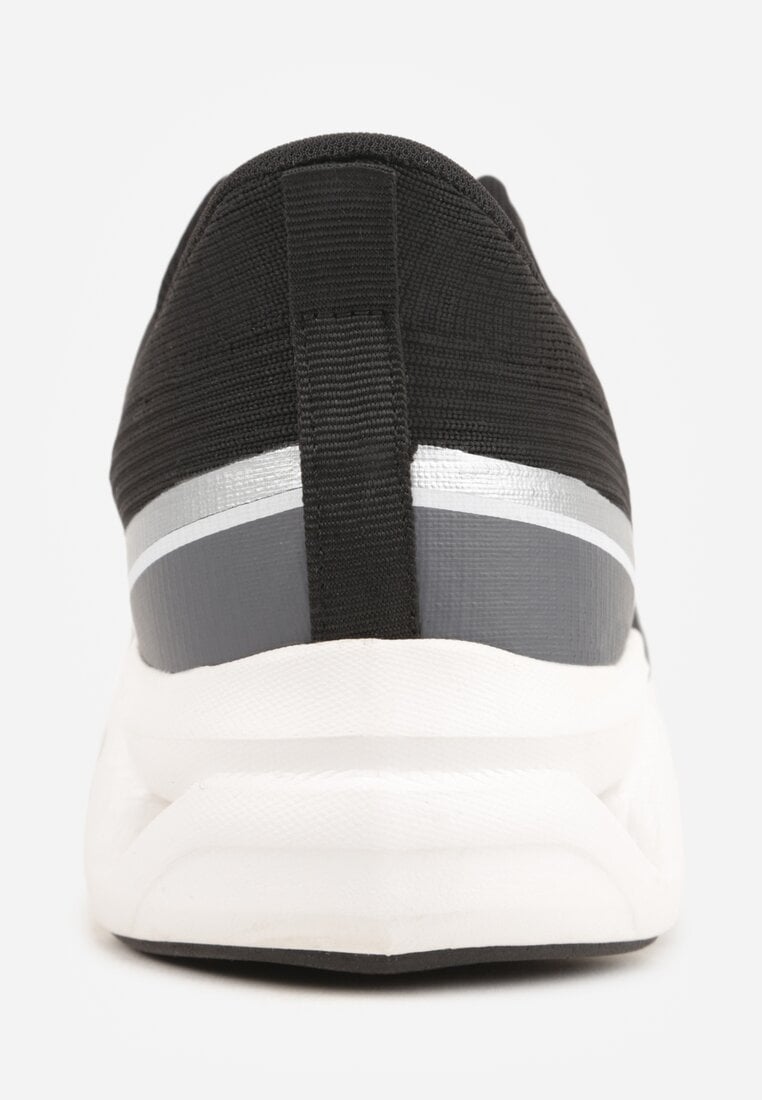 Czarne Siateczkowe Buty Sportowe na Podeszwie z Otworami Quilvia