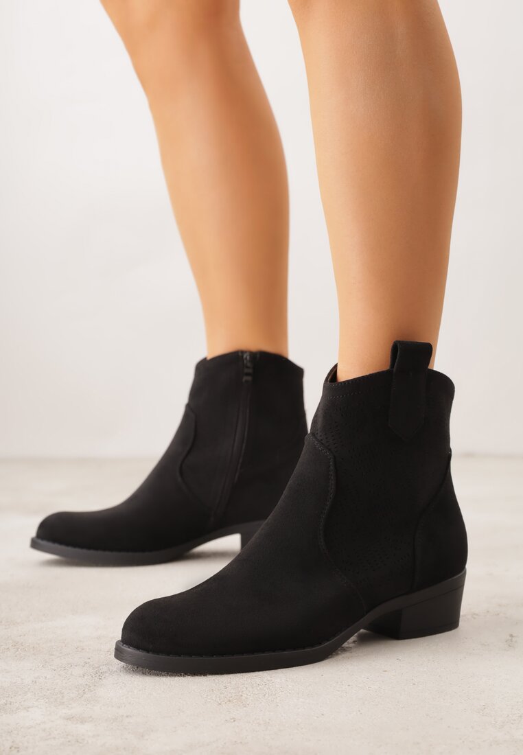 Czarne Ażurowe Botki na Słupku Typu Kowbojki Iolerine